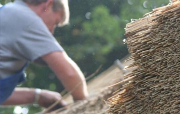 professional Skeffling thatchers