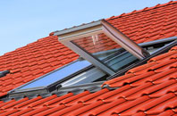Skeffling roof window